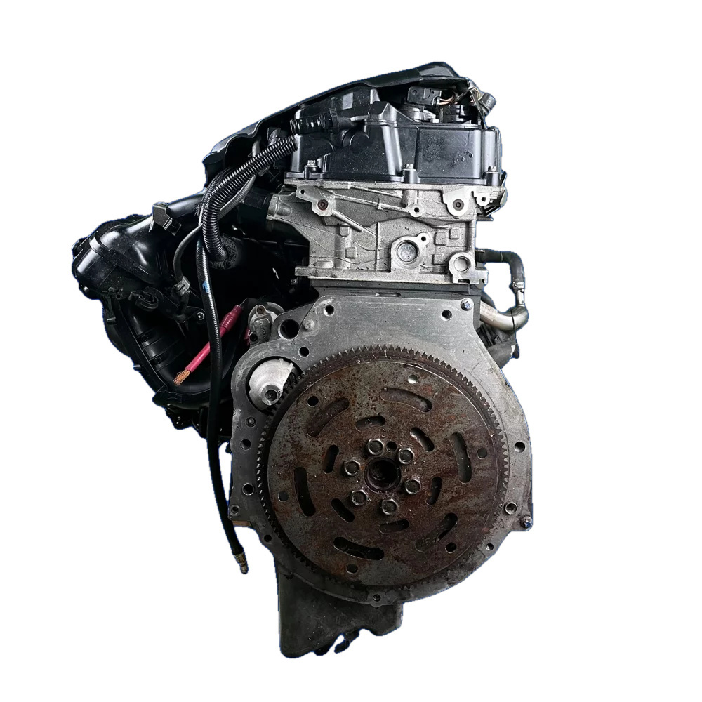 BMW 330 E90 (plastic tappet cover) Engine — photo 2