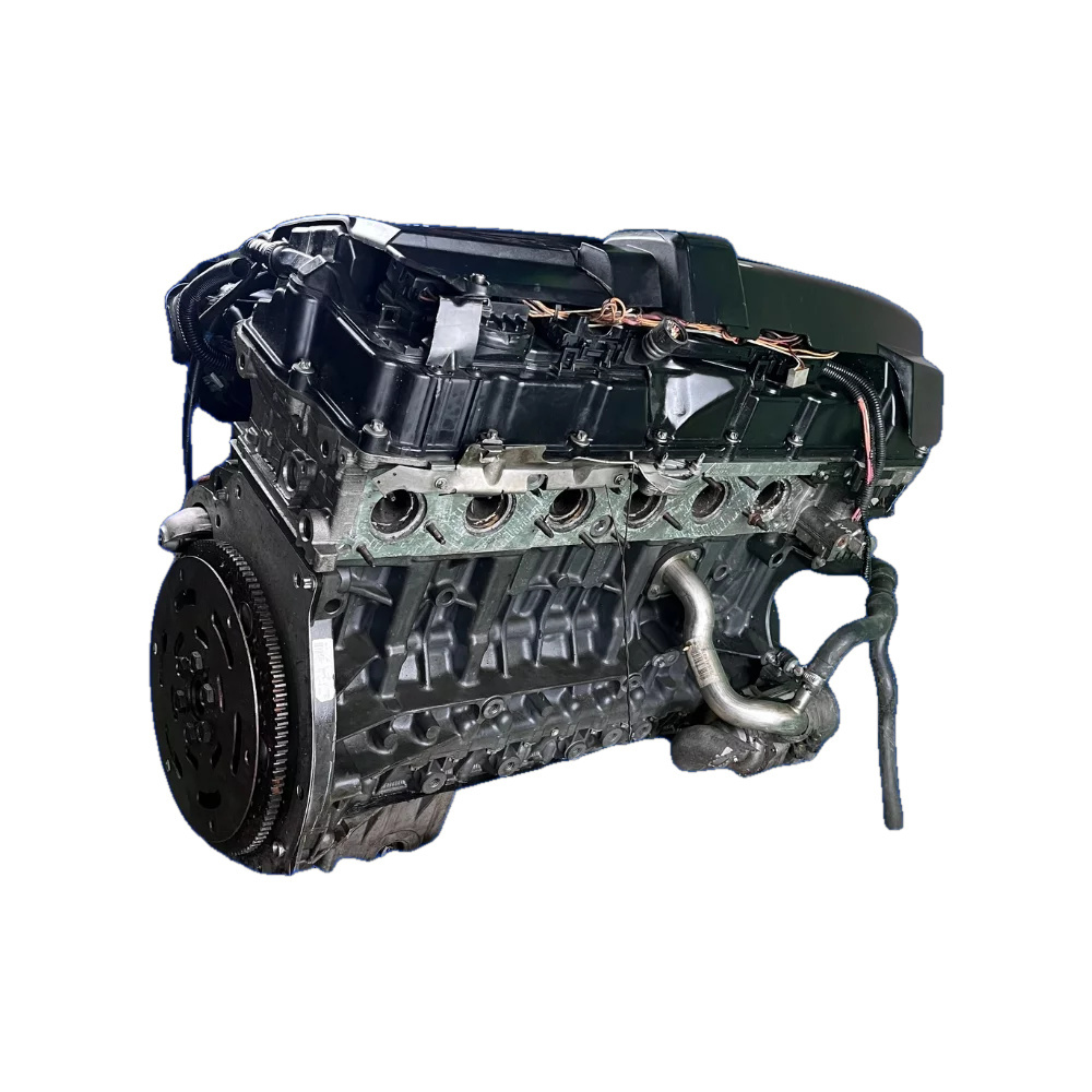 BMW 330 E90 (plastic tappet cover) Engine — photo 3