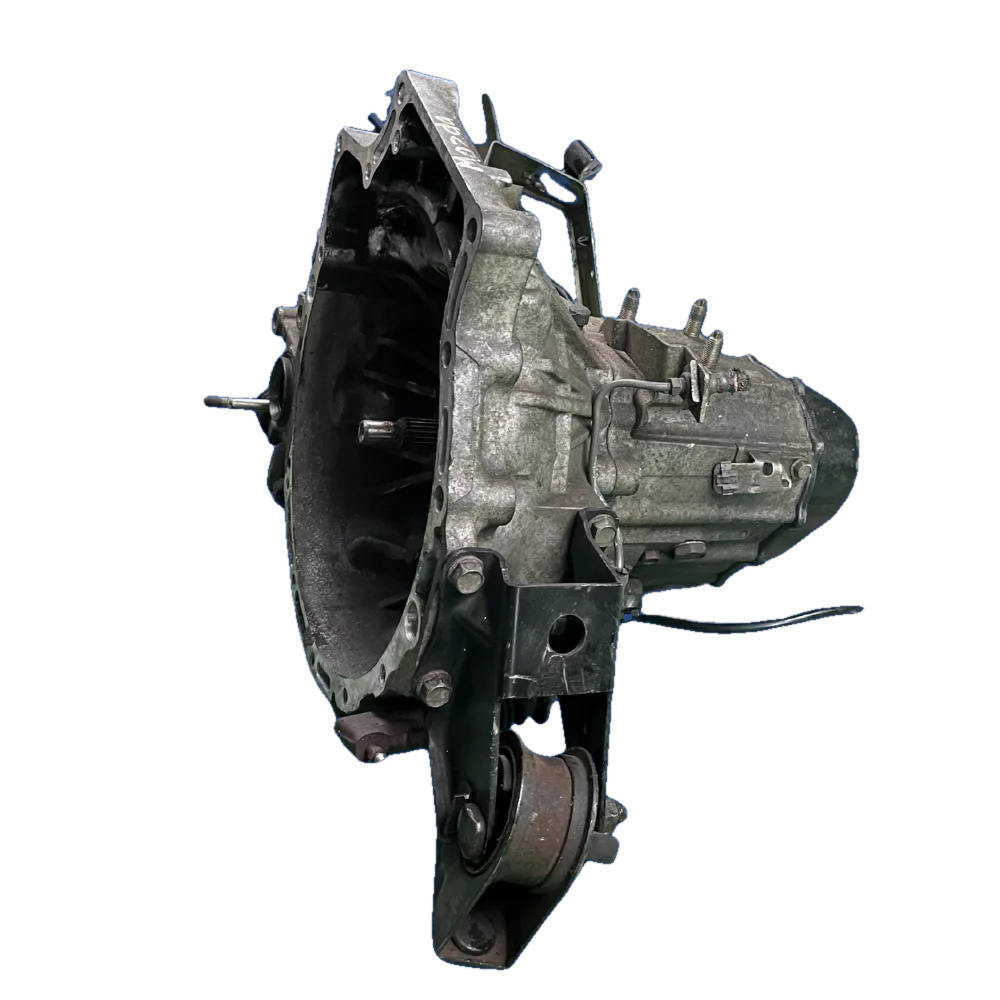 Mazda 323 5-Speed Manual Gearbox — photo 3