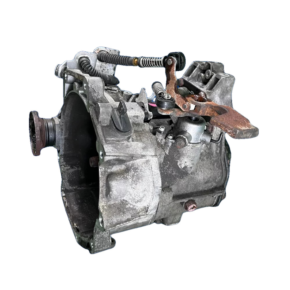 VW 1.6 Golf 5 5-Speed Manual Gearbox — photo 4